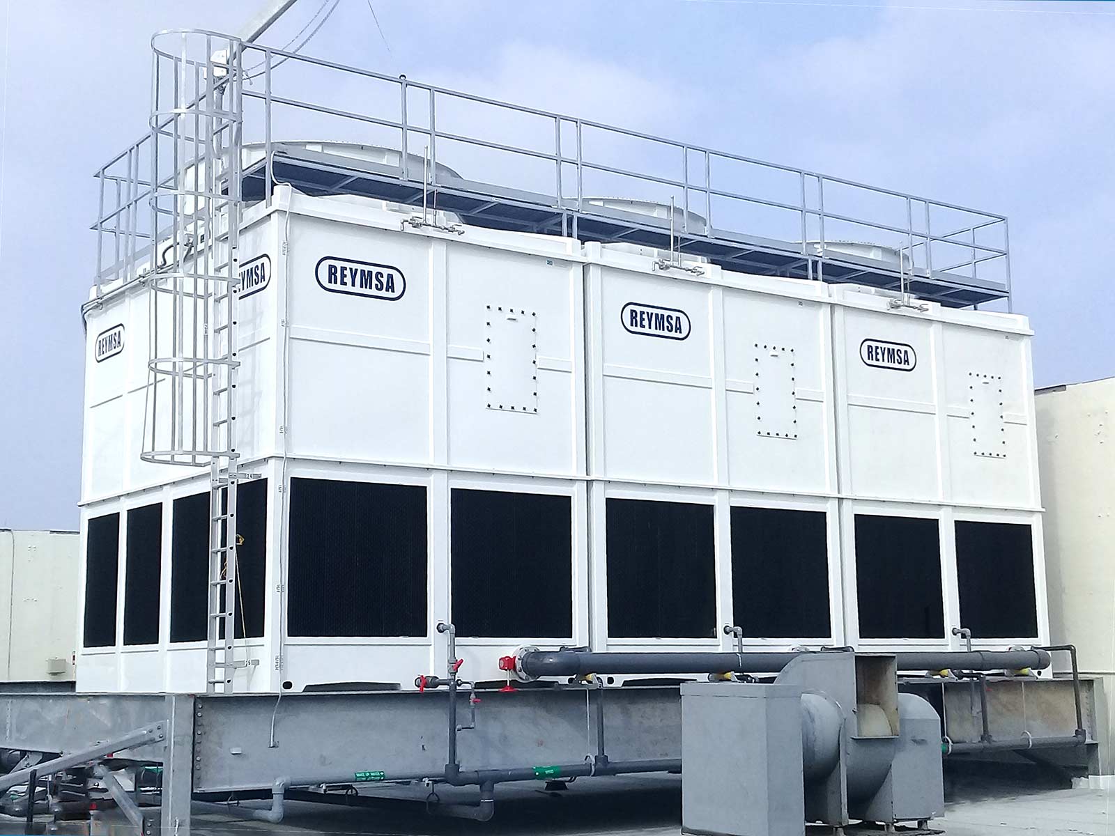 Corrosion Resistant Factory Packaged and Field Erected Fiber Glass Cooling Towers